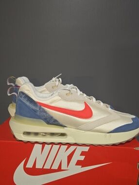 NIKE AIR MAX DAWN COCONUT MILK SIZE 14M